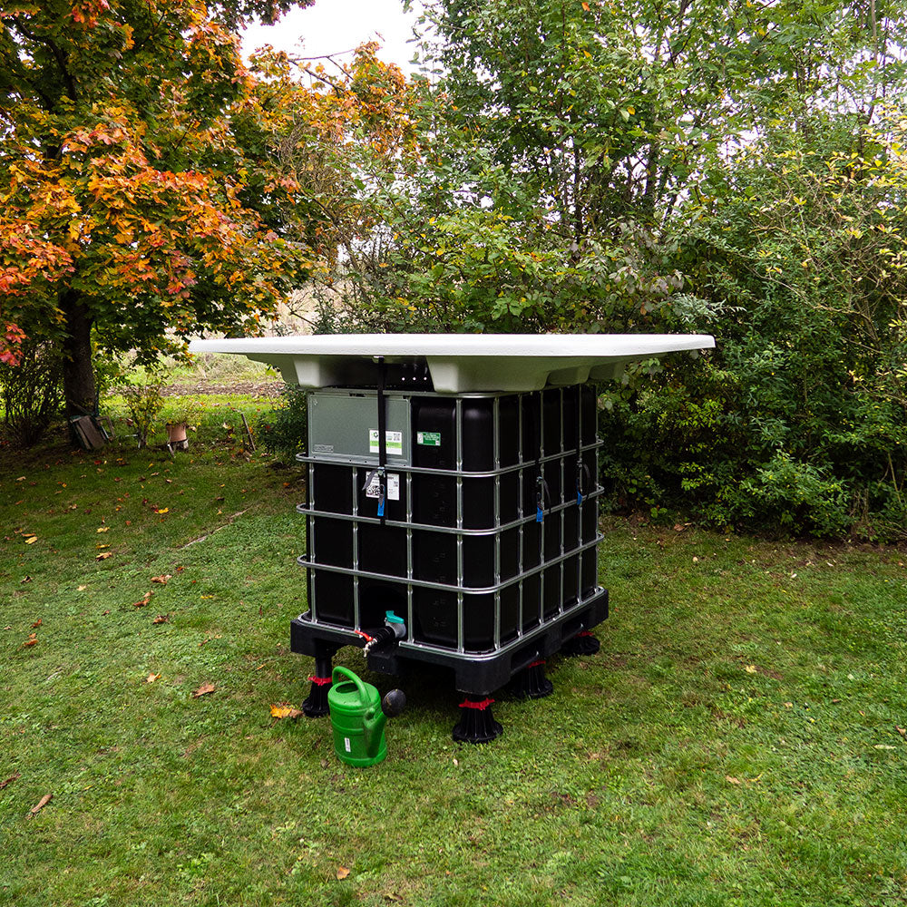 PluVara System mit IBC-Container und PluVara Regensammler